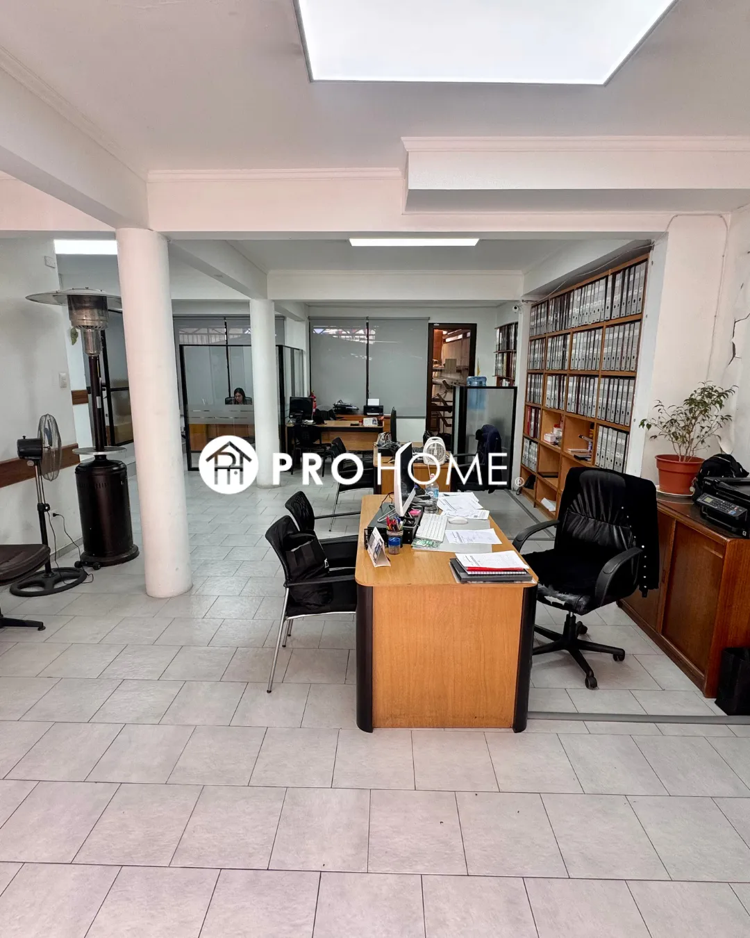 Locales comerciales y bodegas en Antofagasta |  Local + 400m² Bodega — foto 1 de 14