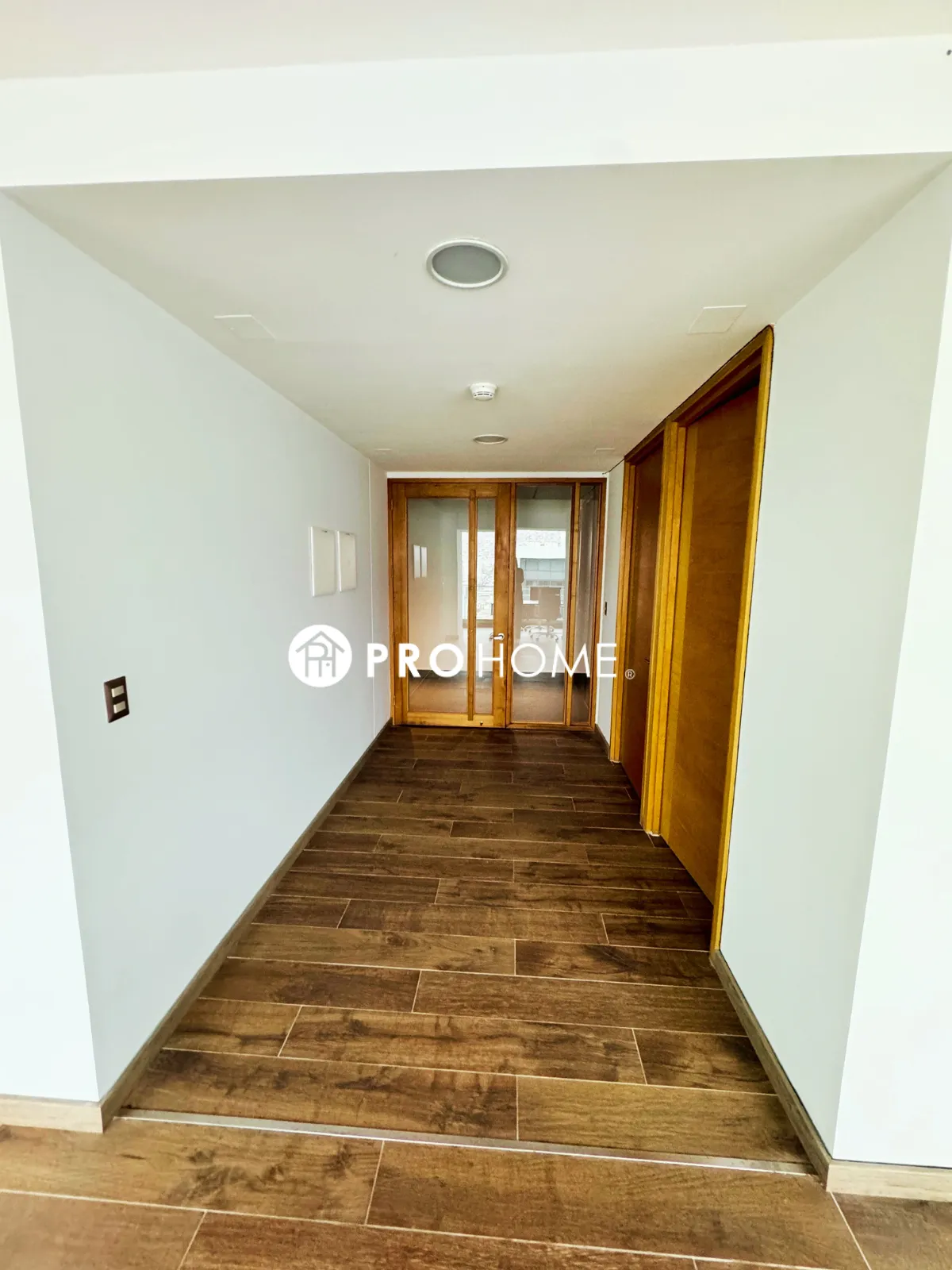 Se vende local desayunador en Edificio Balmaceda — foto 1 de 29