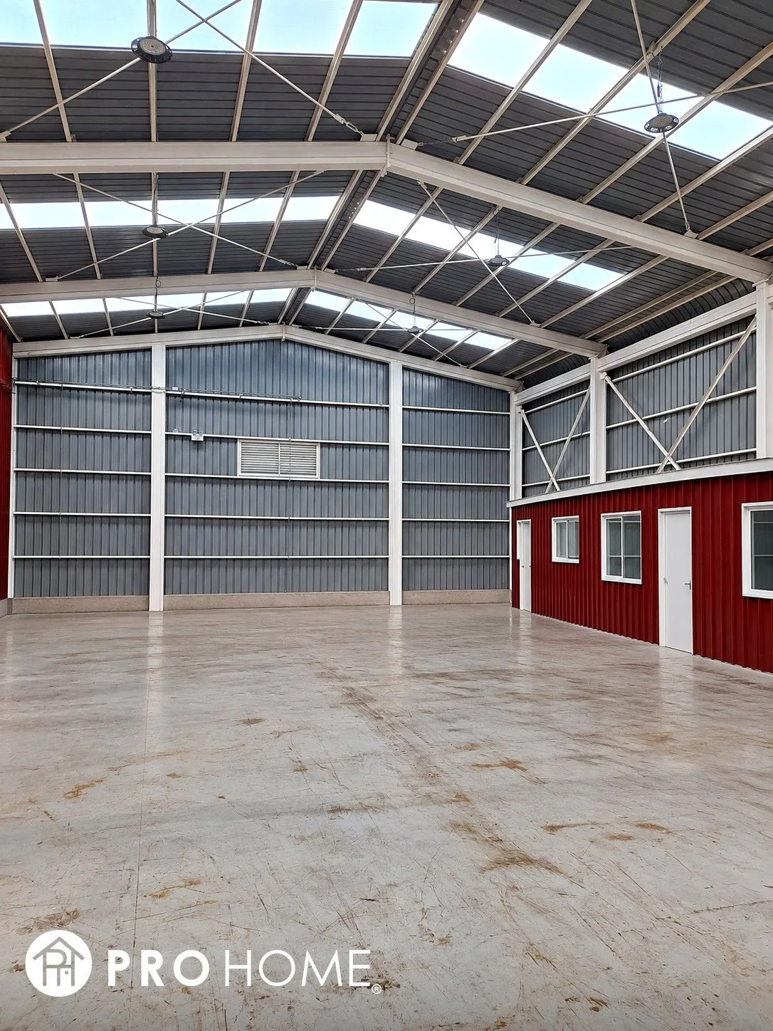 Arriendo Bodega Cerrada 300 m² con Oficinas | Sector Pedro Aguirre Cerda — foto 1 de 7