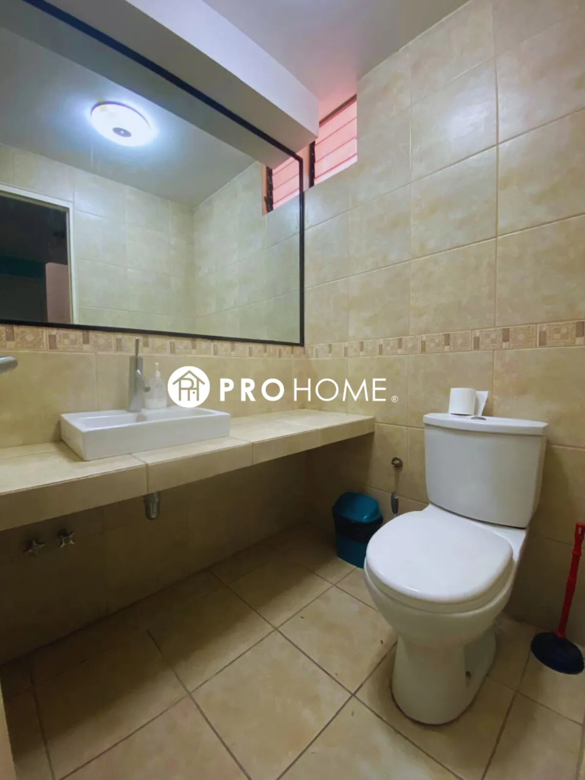 Se vende casa ideal para Empresas en Sector Centro Sur de la Ciudad — foto 9 de 18