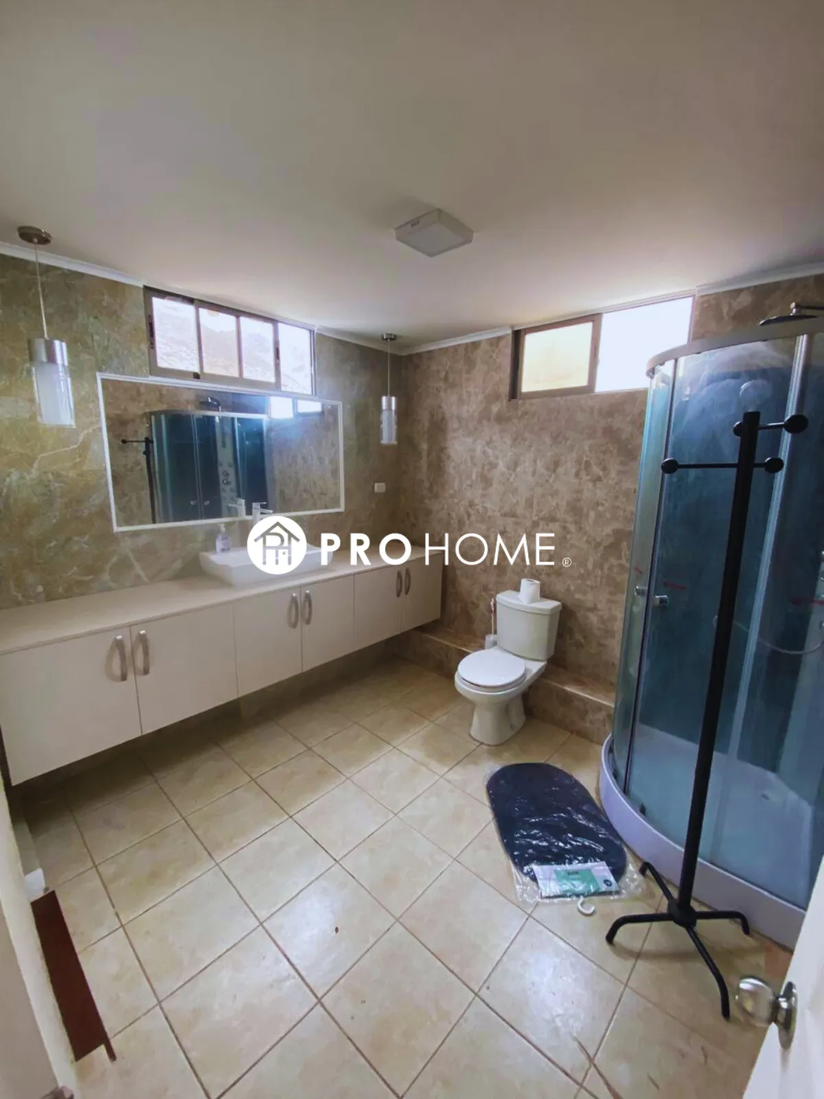 Se vende casa ideal para Empresas en Sector Centro Sur de la Ciudad — foto 8 de 18