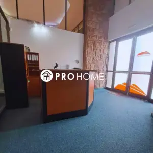 Se Vende amplia oficina en sector Sur de la ciudad — vista 5